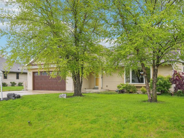 House for sale in Oak Creek