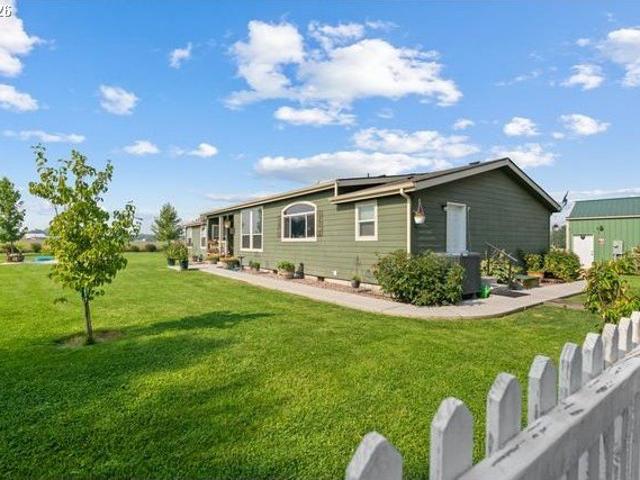 House for sale in Oregonia