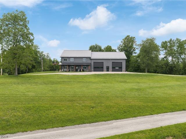 House for sale in Uhrichsville, Ohio