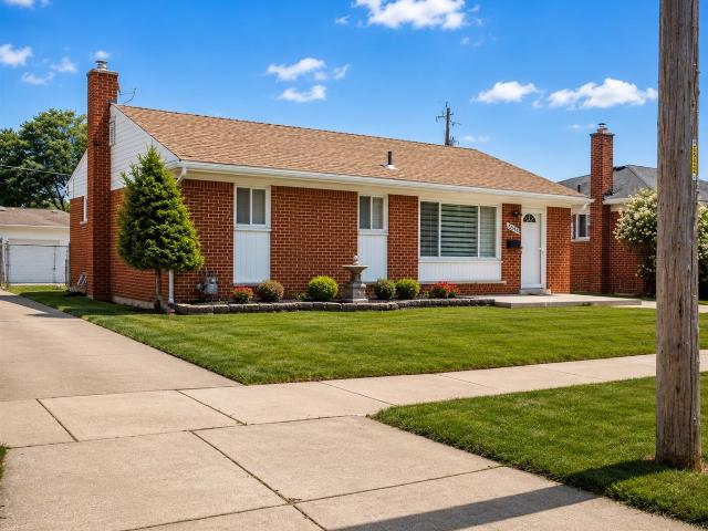 House for sale in Dearborn Heights, Michigan