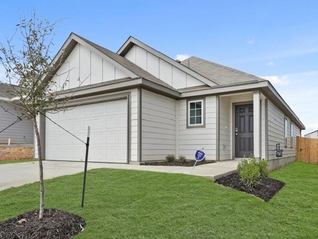 House for sale in Elmendorf, Texas