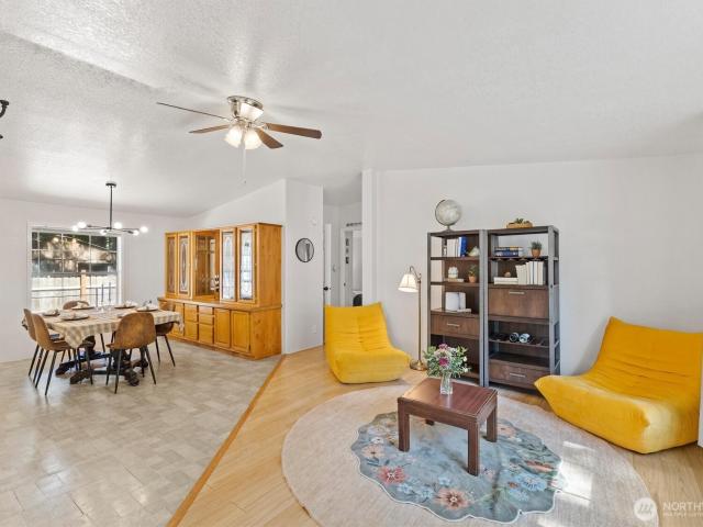 House for sale in Deming, Washington