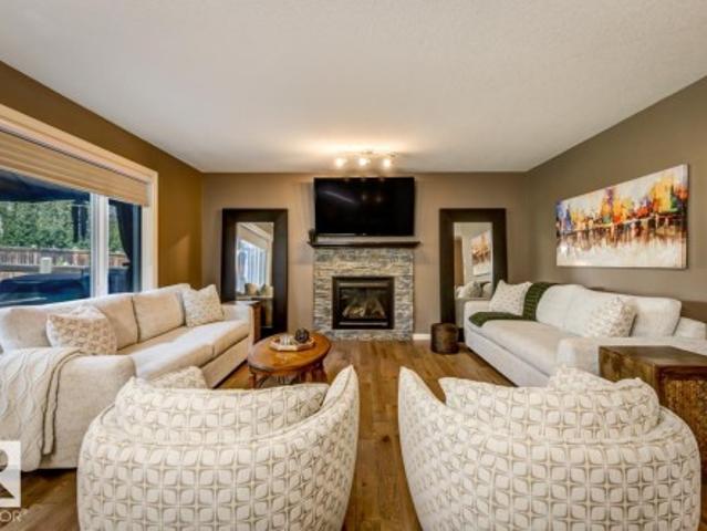 House for sale in Wedgewood, Alberta