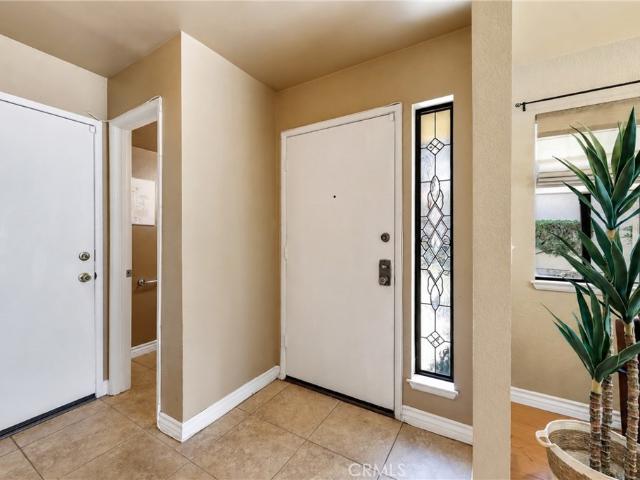 Condo for sale in Claremont, Los Angeles County
