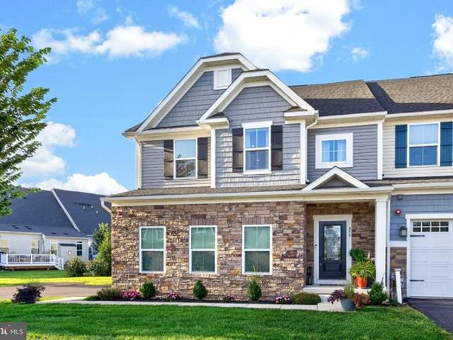 Townhouse for sale in Chester, Pennsylvania
