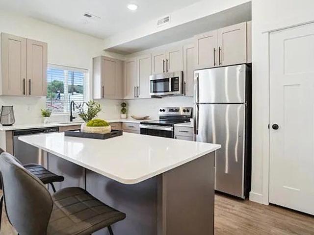Townhouse for rent in Tooele, Utah