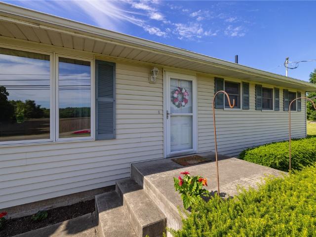 House for sale in Macedon, New York