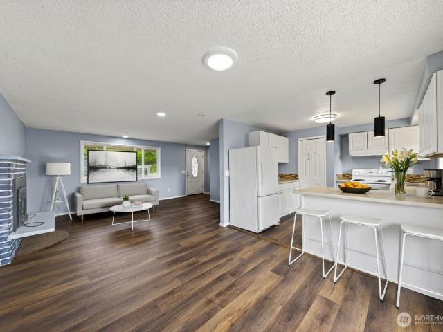 House for sale in Oak Harbor, Washington