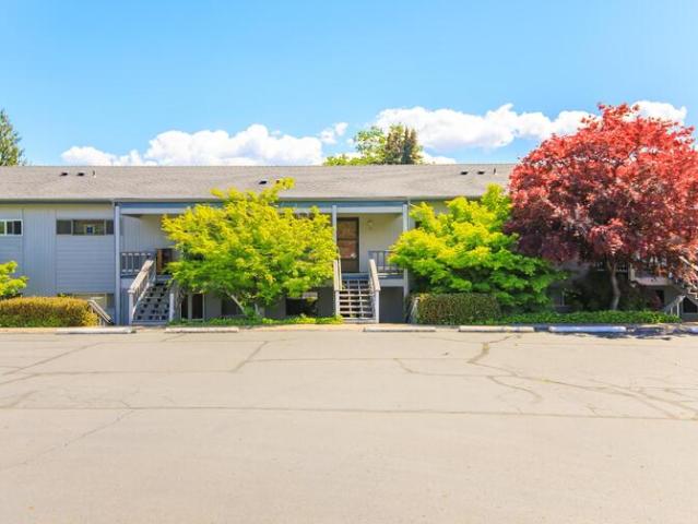 Condo for sale in Ashland Condo for sale in Ashland