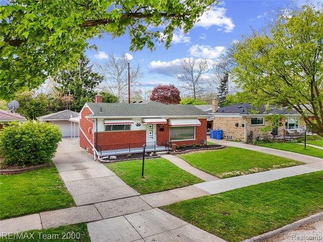 House for sale in Dearborn Heights, Michigan