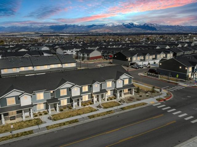 Townhouse for sale in Magna, Utah