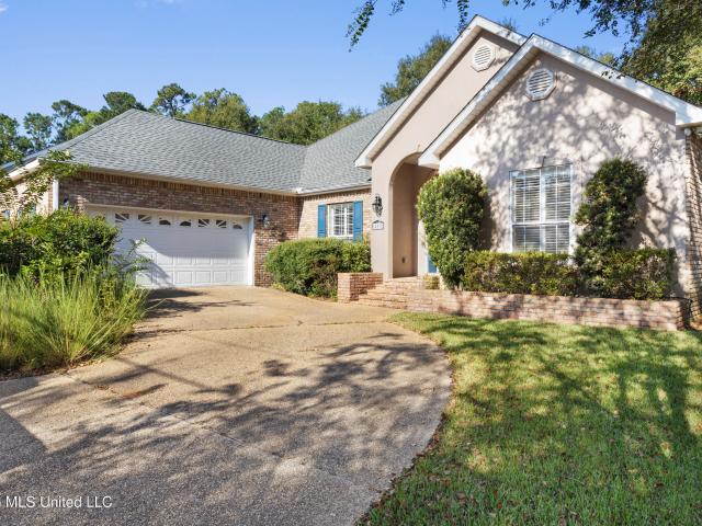 House for sale in Diamondhead, Hancock County