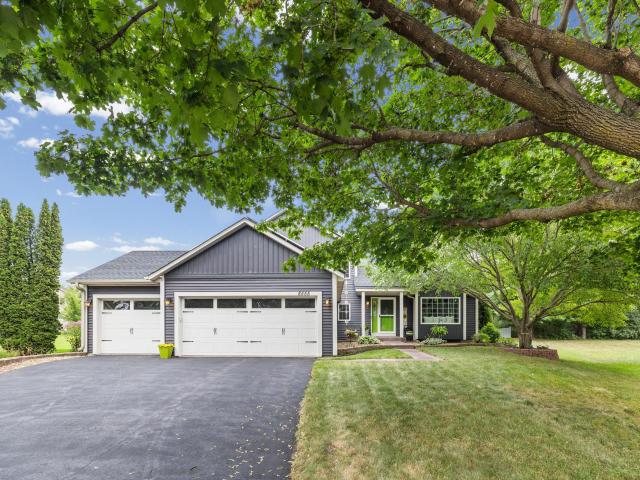 House for sale in Cottage Grove, Minnesota