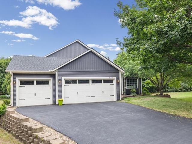 House for sale in Cottage Grove, Minnesota