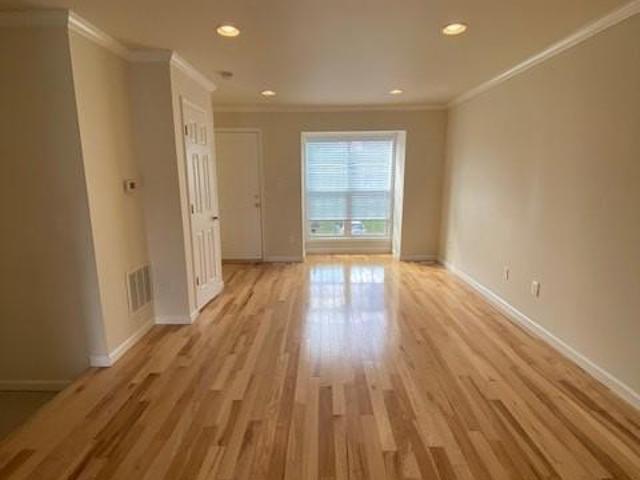 Townhouse for sale in Engleside, Woodlawn