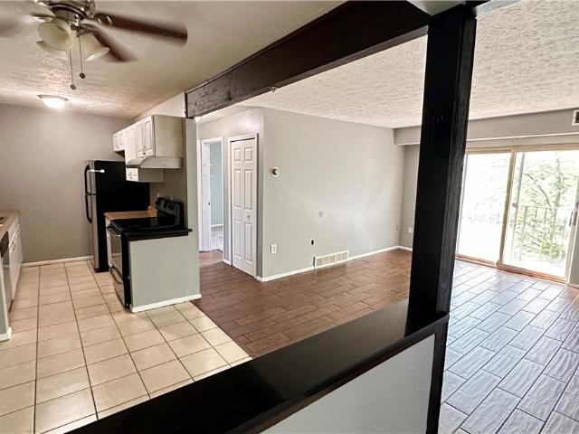 Condo for sale in Hinckley, Ohio
