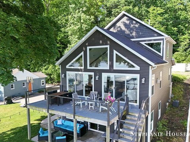 House for sale in Rockford, Michigan
