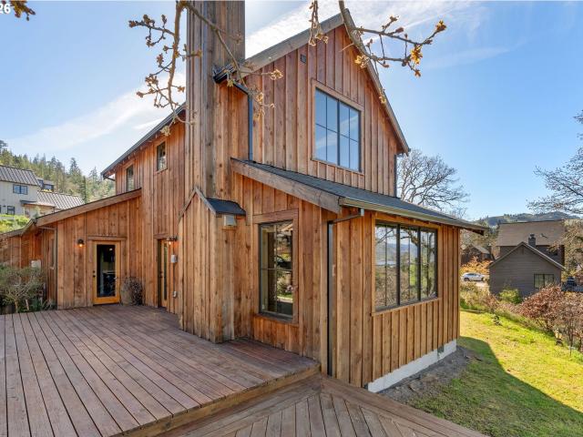 House for sale in Oregonia