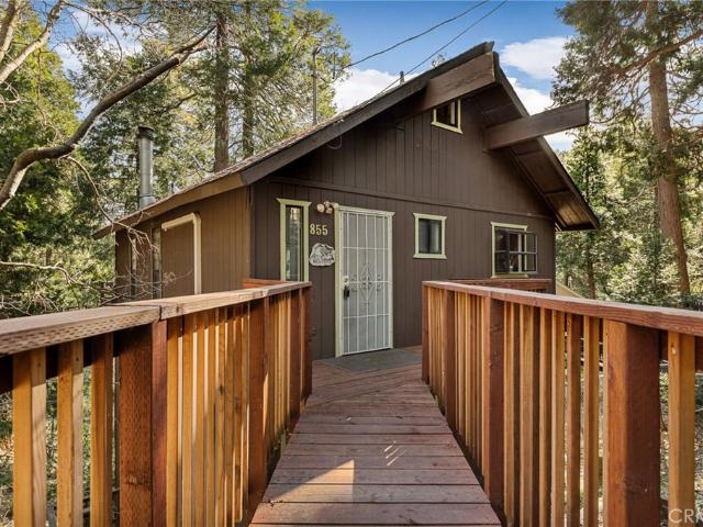 House for sale in Cedarpines Park, California