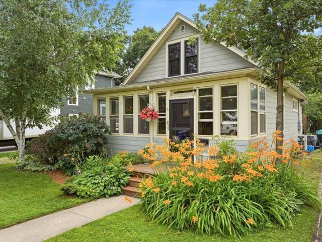 House for sale in West Side, Ramsey