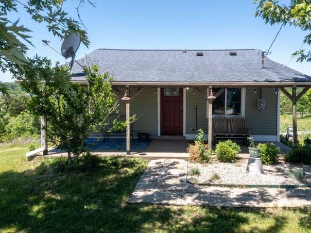 House for sale in Williamstown, Kentucky