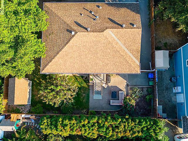 Condo for sale in Winfield, British Columbia