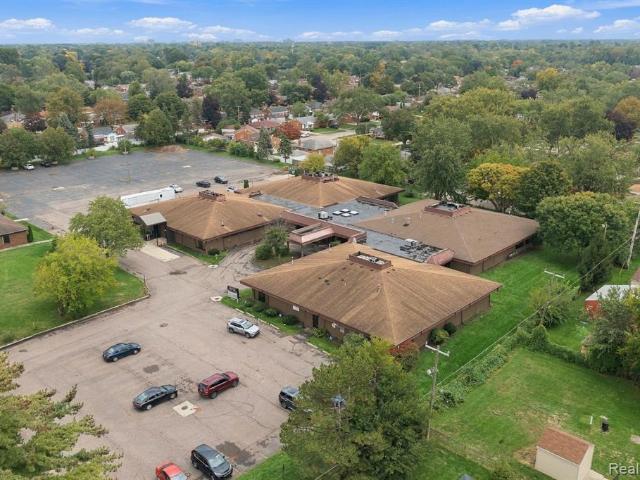 Commercial for sale in Hawthorne Golf View, Dearborn Heights