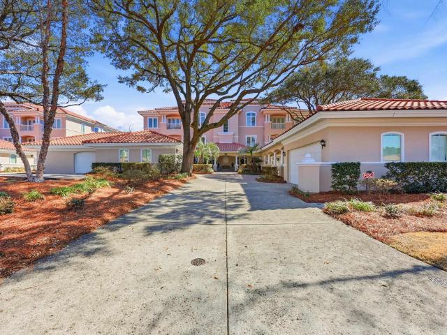 Condo for sale in Myrtle Beach, South Carolina