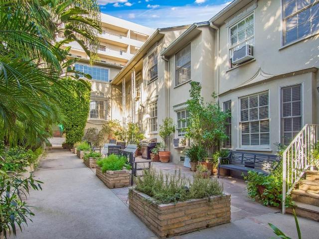 Apartment for rent in West Hollywood, California