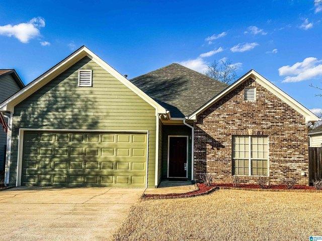 House for sale in Leeds, Alabama