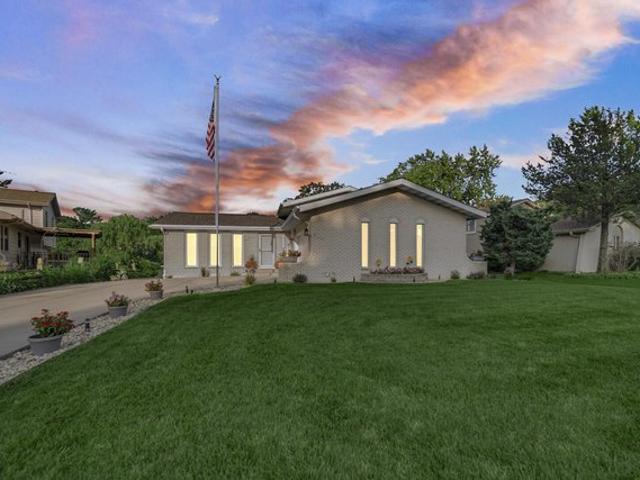 House for sale in Crown Point, Indiana