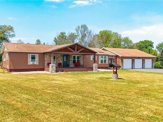 House for sale in Oneida, New York