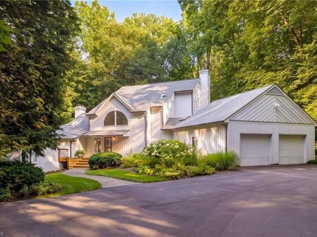 House for sale in Pfafftown, North Carolina