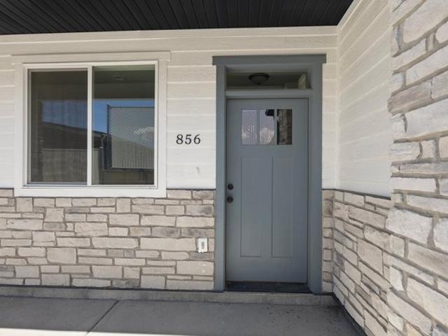 Townhouse for sale in Cache, Utah
