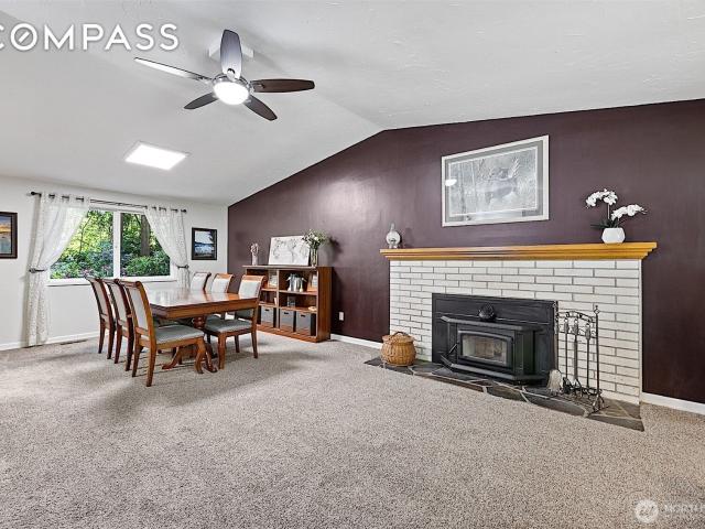 House for sale in Fox Island