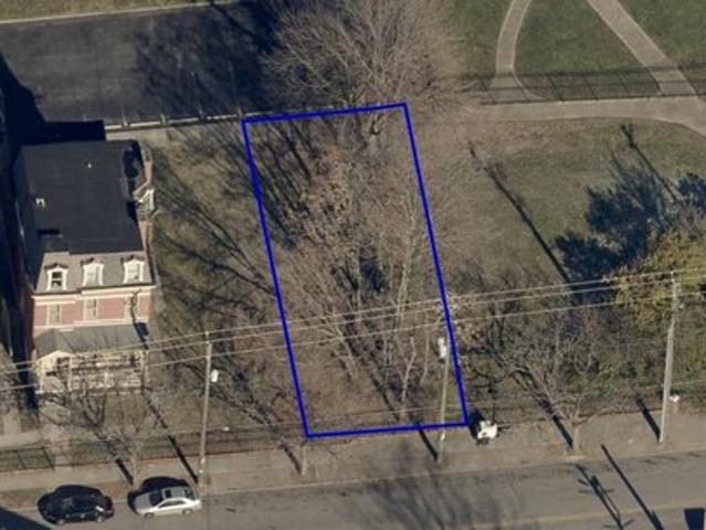 Land for sale in Walnut Hills, Roselawn