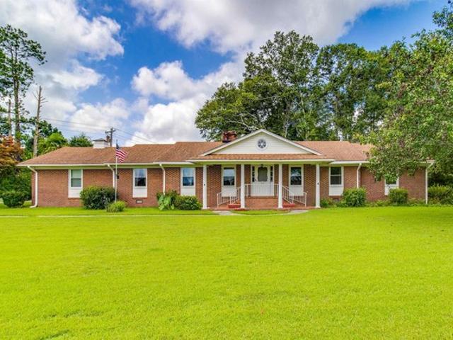 House for sale in Gray Court, South Carolina
