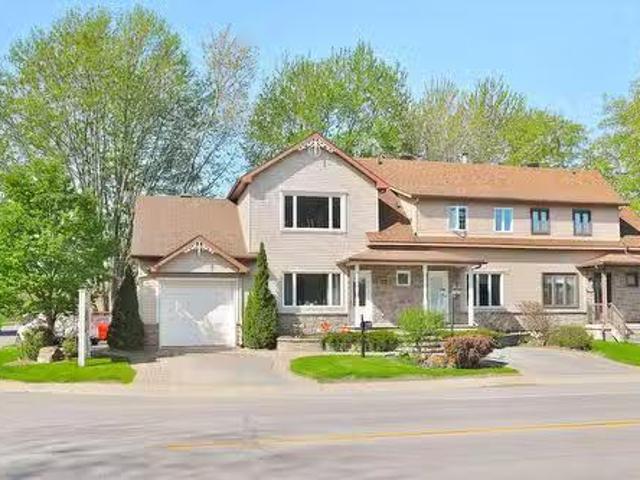 House for sale in Mcmasterville, Quebec