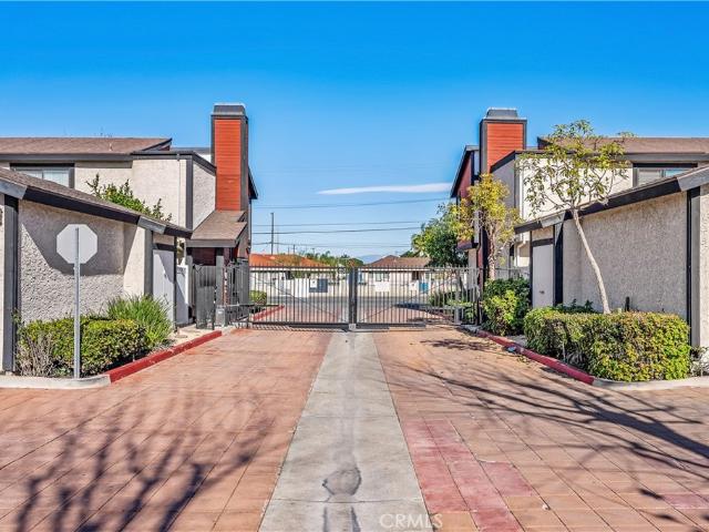 Townhouse for sale in Stanton, California