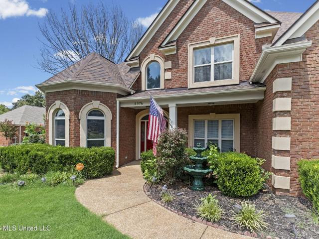 House for sale in Nesbit, Mississippi
