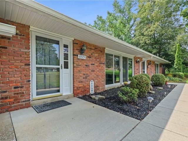 Condo for sale in Chagrin Falls, Ohio