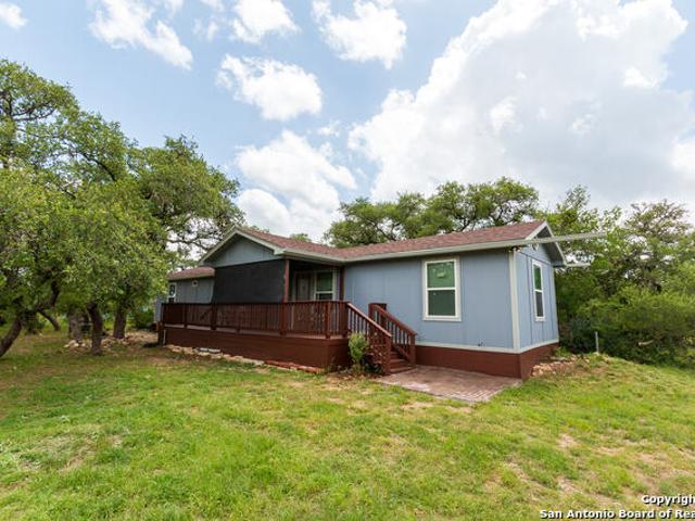 House for sale in Bandera House for sale in Bandera