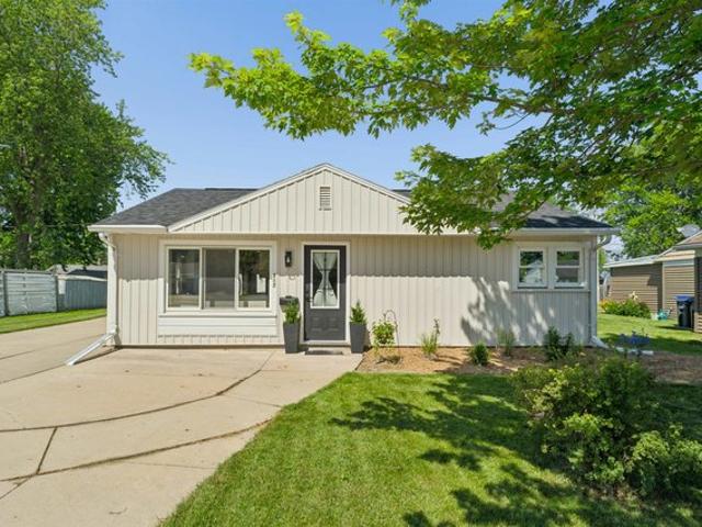 House for sale in Neenah, Wisconsin