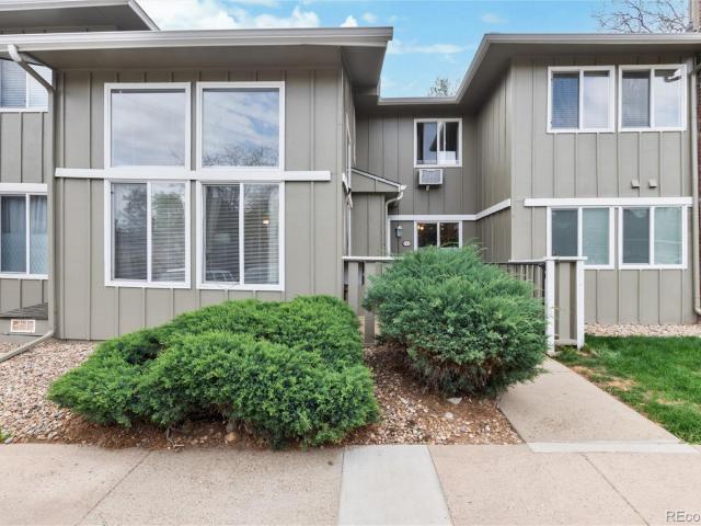 Townhouse for sale in Lakewood, Colorado