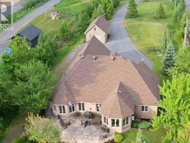 Property for sale in Sault Sainte Marie, Ontario