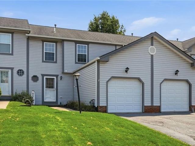 Townhouse for sale in Cranberry Twp, Pennsylvania
