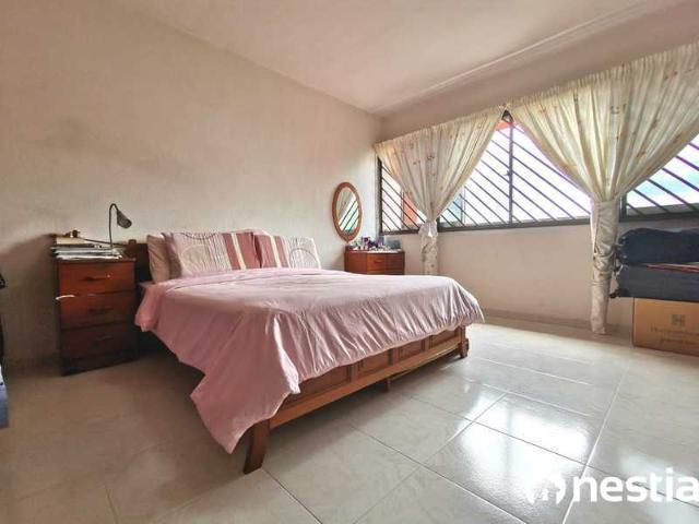 Apartment for sale in 19 North East, Hougang