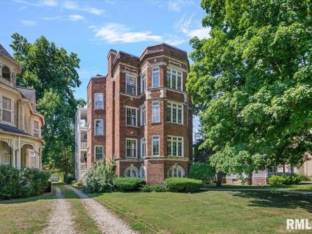 Condo for sale in Morgan, Illinois
