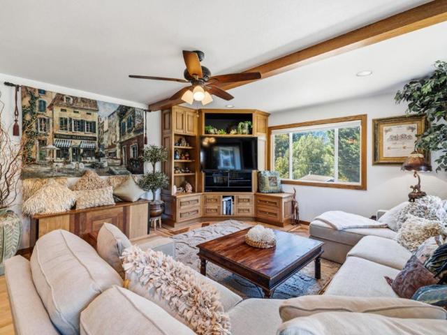 House for sale in Eastridge, Ben Lomond