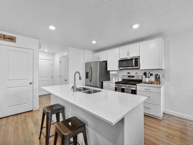 Townhouse for sale in Magna, Utah
